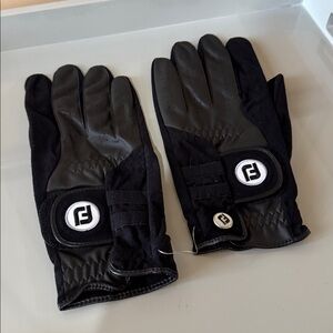FootJoy Rain Grip  men’s large golf gloves.